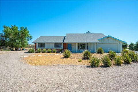 Photo of 5602 Prancing Deer Place, Paso Robles, CA 93446 (MLS # NS26056615)