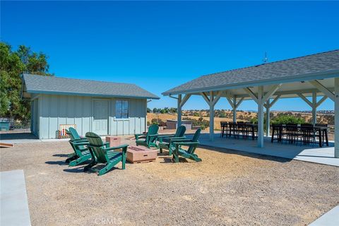 Tiny photo for 5602 Prancing Deer Place, Paso Robles, CA 93446 (MLS # NS26056615)