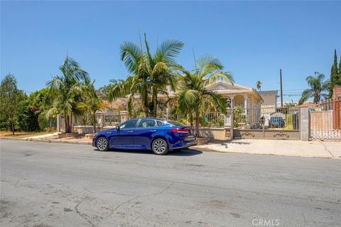 Photo of 6641 Agnes Avenue, North Hollywood, CA 91606 (MLS # GD26161357)