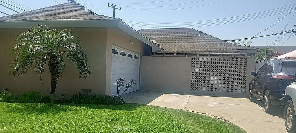 348 E Lincoln Avenue