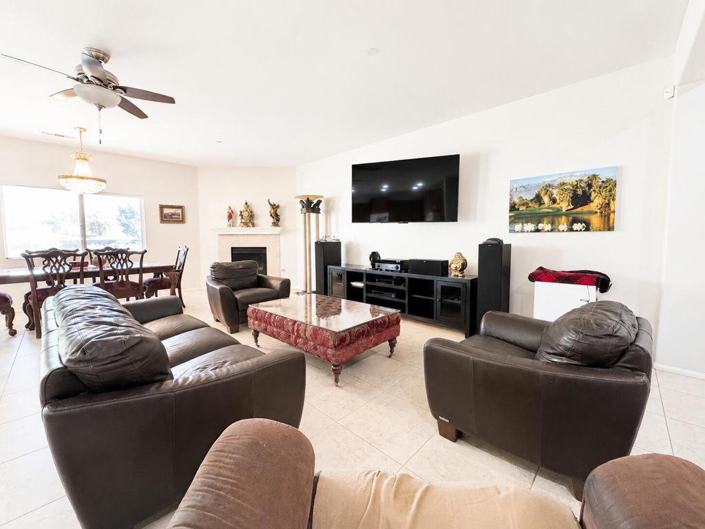 73895 Mondrian Place