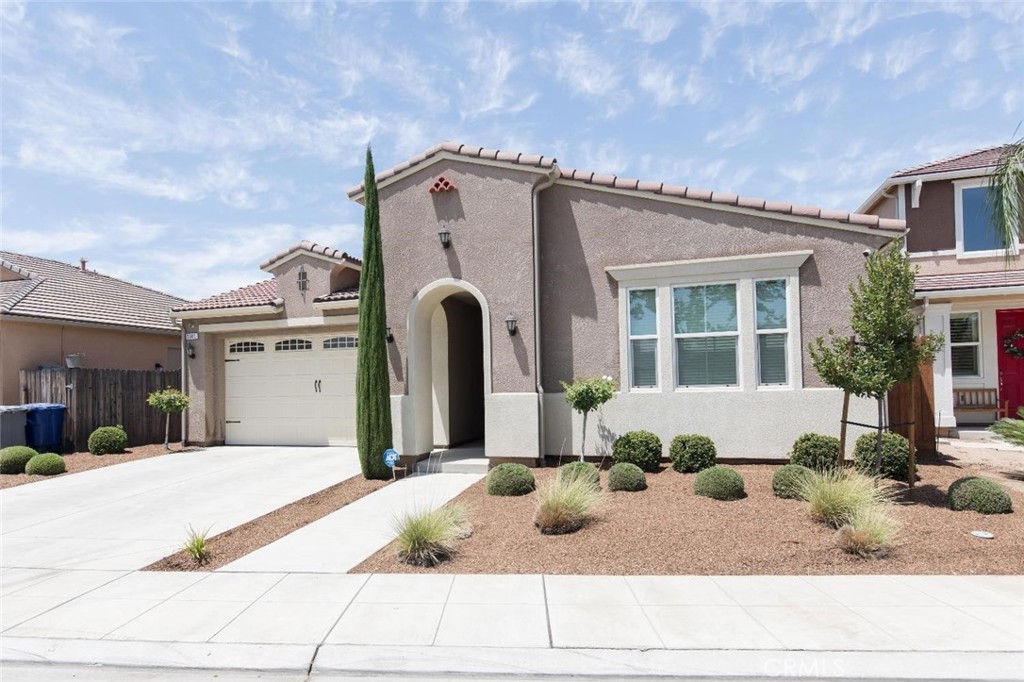 3141 Alamos Avenue