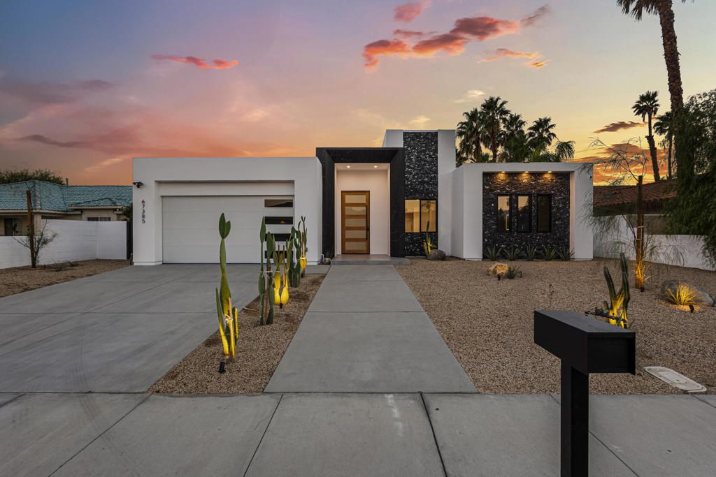Photo of 67385 Ovante Road, Cathedral City, CA 92234 (MLS # 219137448DA)