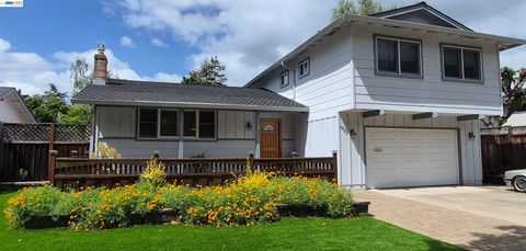Photo of 4622 Muirwood Drive DR, Pleasanton, CA 94588 (MLS # 41134697)