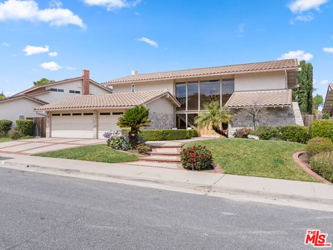 Photo of 32017 Wallington Court, Westlake Village, CA 91361 (MLS # 26664795)