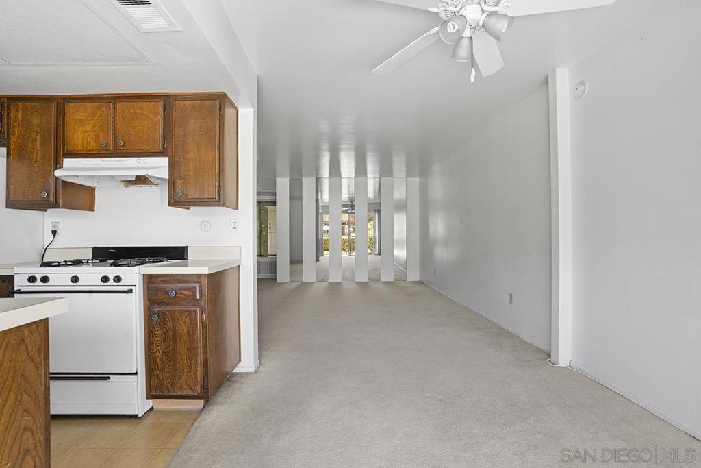 6878 Navajo Rd 93