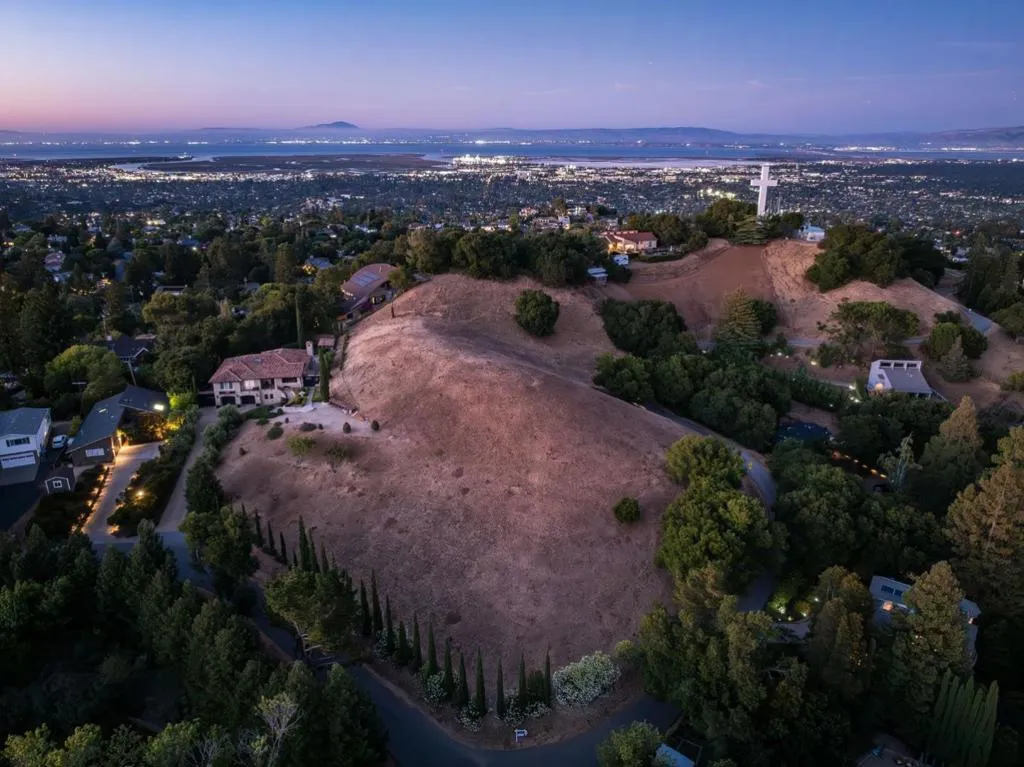 Redwood City, California 94062, United States, ,Land,Active,175561