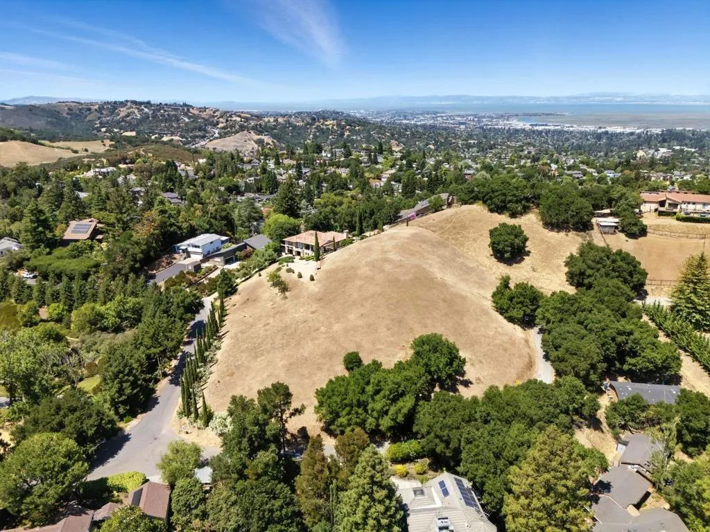 Redwood City, California 94062, United States, ,Land,Active,175561