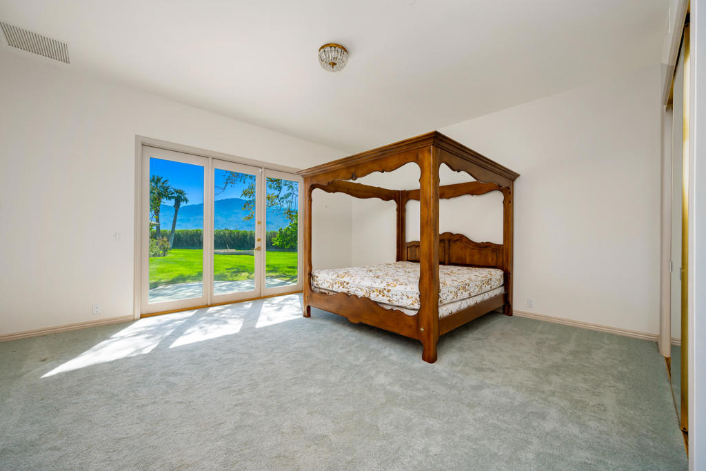 Vista Santa Rosa - Residential