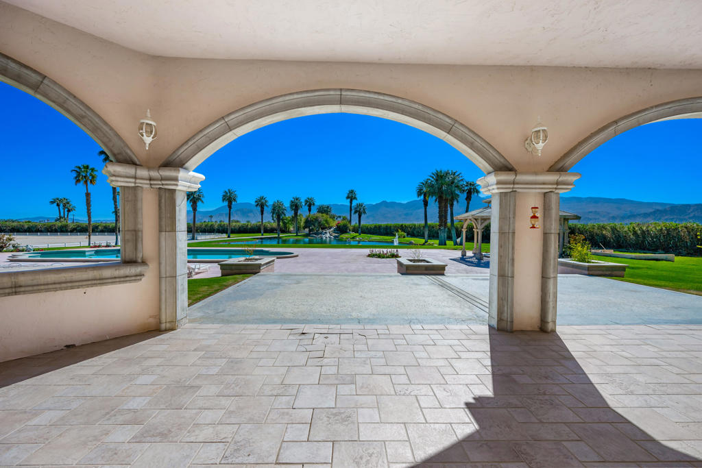 Vista Santa Rosa - Residential