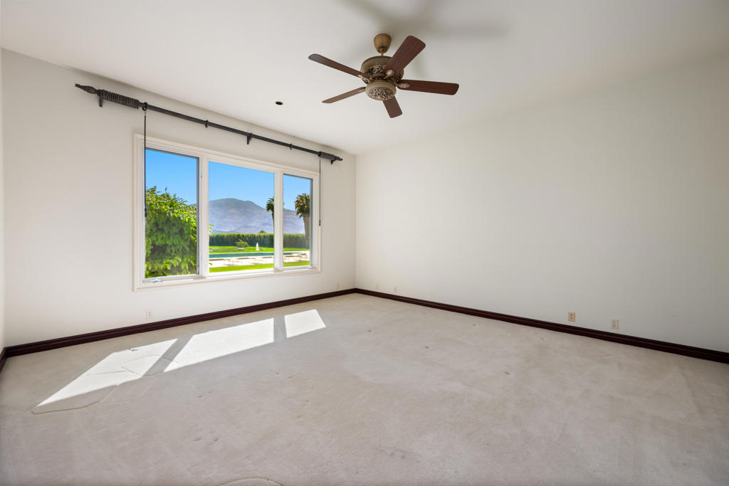 Vista Santa Rosa - Residential