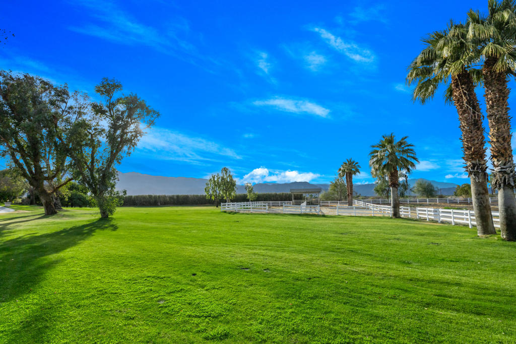 Vista Santa Rosa - Residential