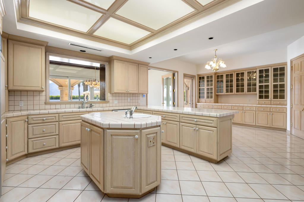 Vista Santa Rosa - Residential