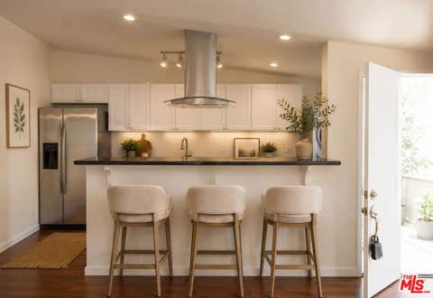 Photo of 1125 N Genesee Avenue, West Hollywood, CA 90046 (MLS # 26870089)