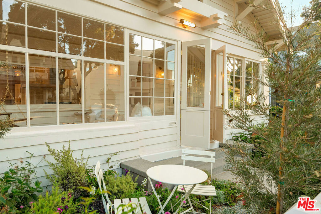 132 Wadsworth Avenue