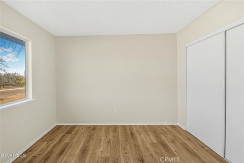 Tiny photo for 37324 97th Street East St, Littlerock, CA 93543 (MLS # SR26049528)