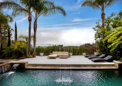 Photo of 7218 Mulholland DR, Los Angeles, CA 90068 (MLS # OC26165725)