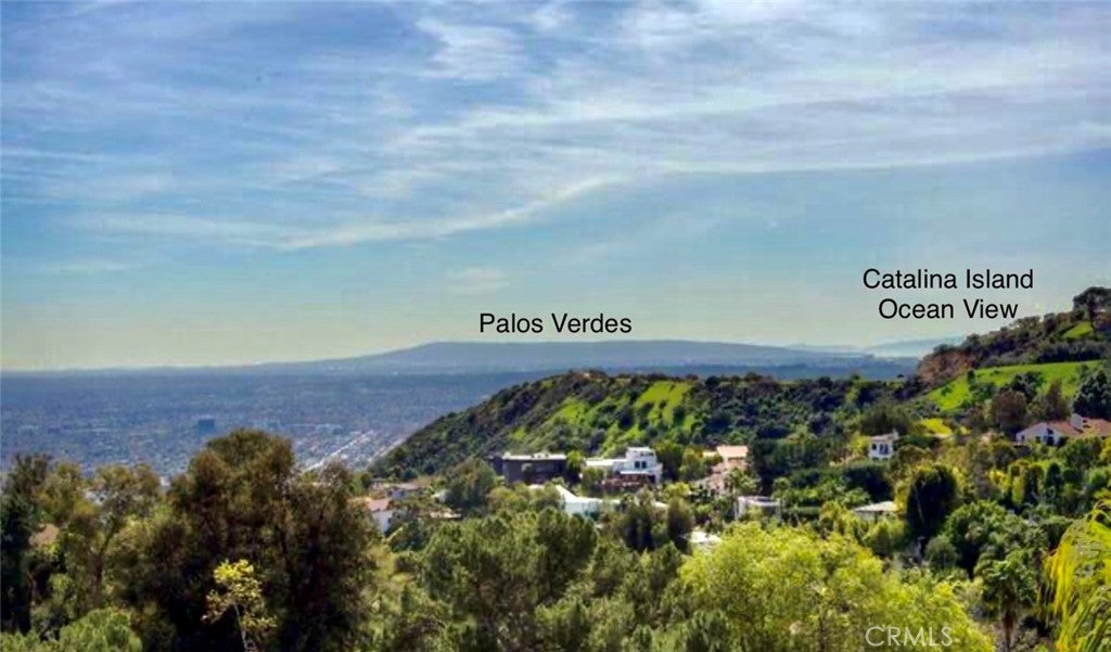 Photo of 7218 Mulholland DR, Los Angeles, CA 90068 (MLS # OC26165725)