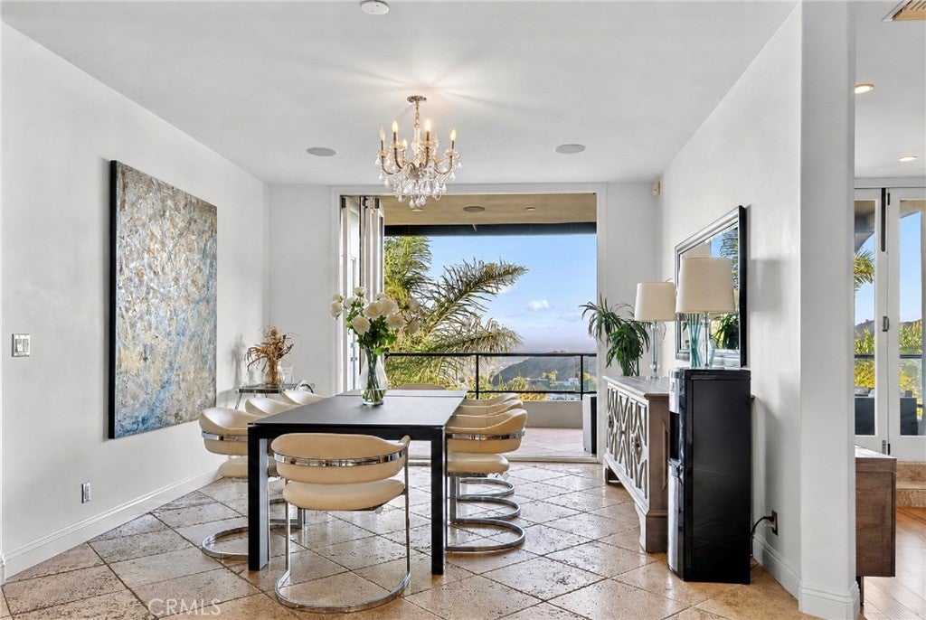 7218 Mulholland