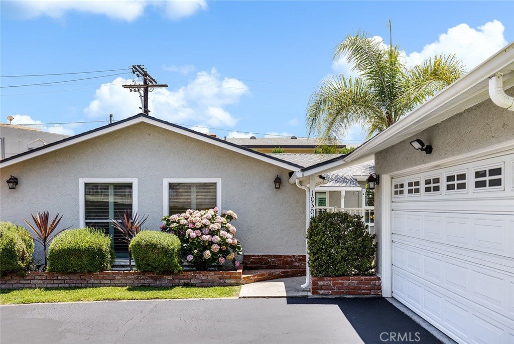 1030 Cynthia Avenue, Pasadena CA 91107