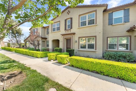 Photo of 6081 Satterfield Way Way, Chino, CA 91710 (MLS # CV26066301)