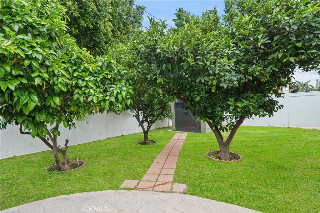 Properties 4 11018 Burnet Avenue