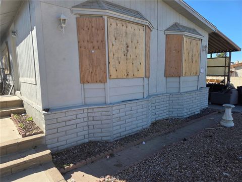 16251 WIMBLETON Drive Victorville CA 92395