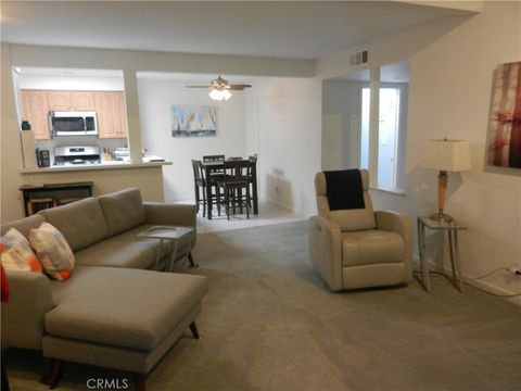 3705 Country Club Drive 6 Long Beach CA 90807