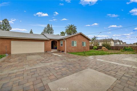 Photo of 65 Tennessee Street, Redlands, CA 92373 (MLS # IG25280686)