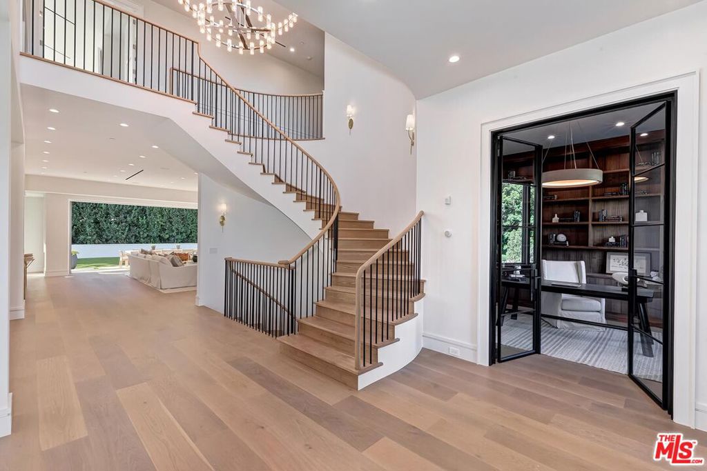 1675 San Remo Drive, Pacific Palisades CA 90272