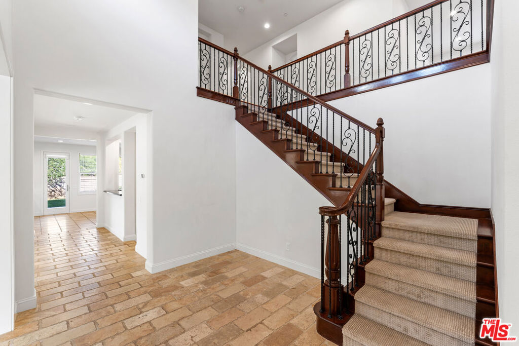 1952 Hazel Nut Court