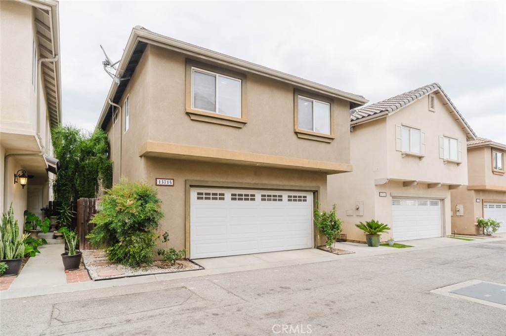 13714 Deane Lane