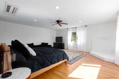 Tiny photo for 9722 Roe Dr Dr, Santee, CA 92071 (MLS # 260005355SD)