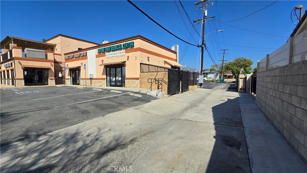 8070 Westminster Blvd