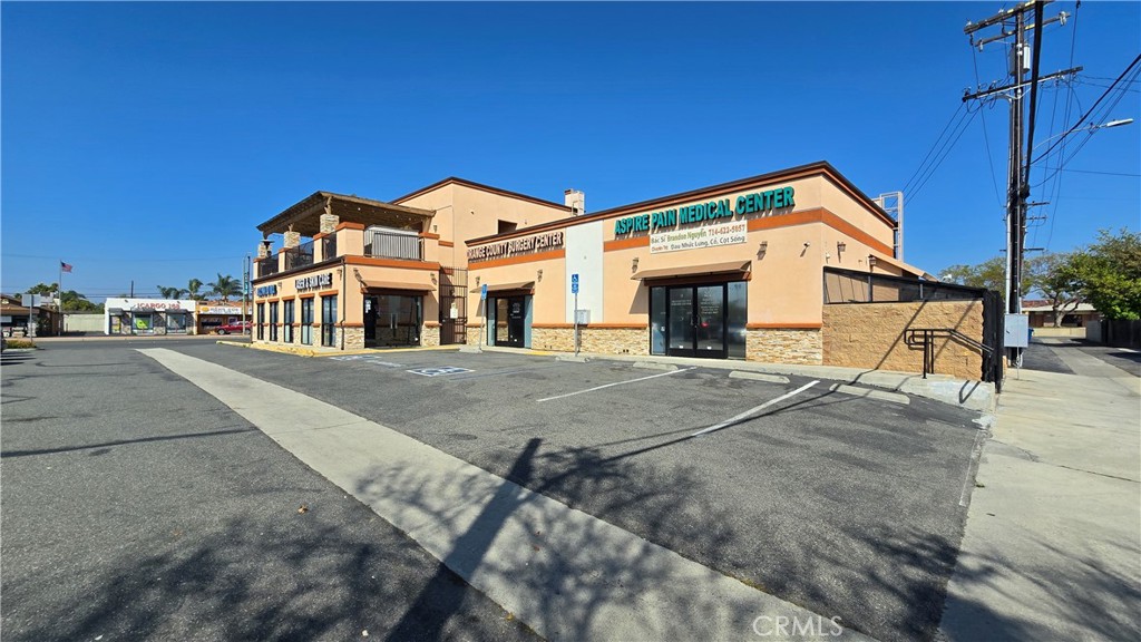 8070 Westminster Blvd