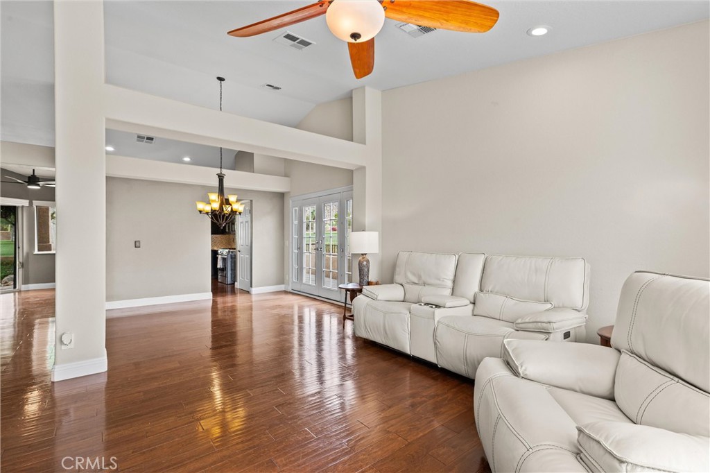 Mission Lakes (34101) - Residential