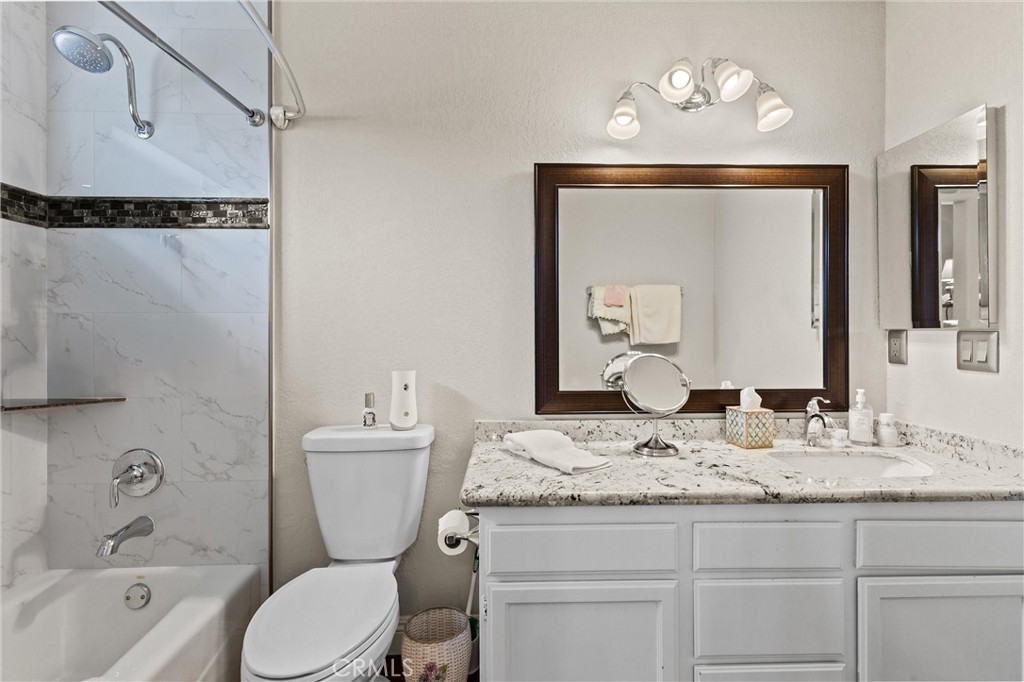 Mission Lakes (34101) - Residential