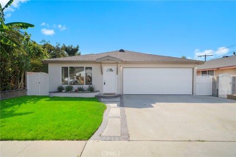 Photo of 6916 Houston ST, Buena Park, CA 90620 (MLS # OC26209452)