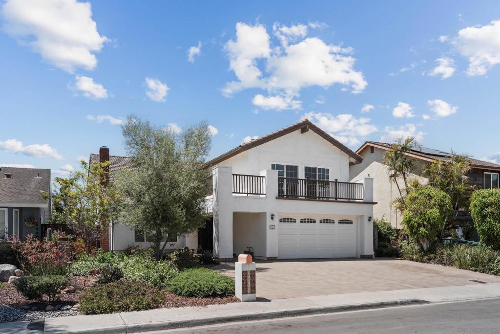 3943 Catamarca Dr