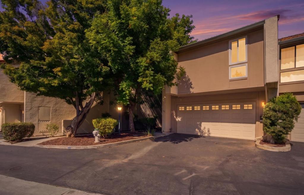 824 Kingfisher Terrace