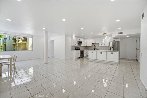 Photo of 5301 Balboa Boulevard #F7, Encino, CA 91316 (MLS # SR26092064)
