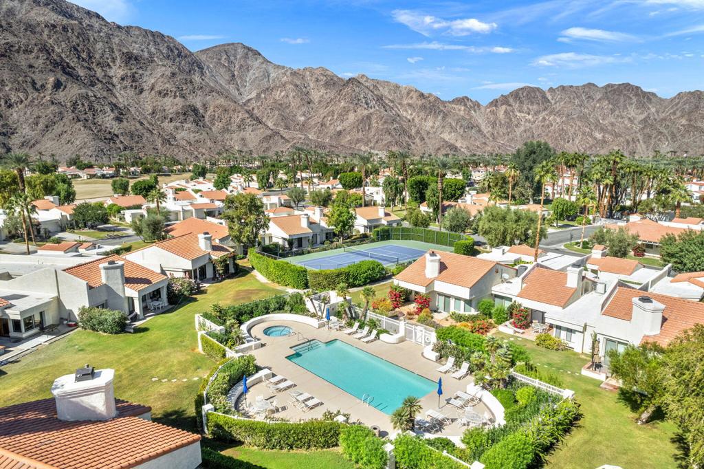 Santa Rosa Cove Coun - Residential