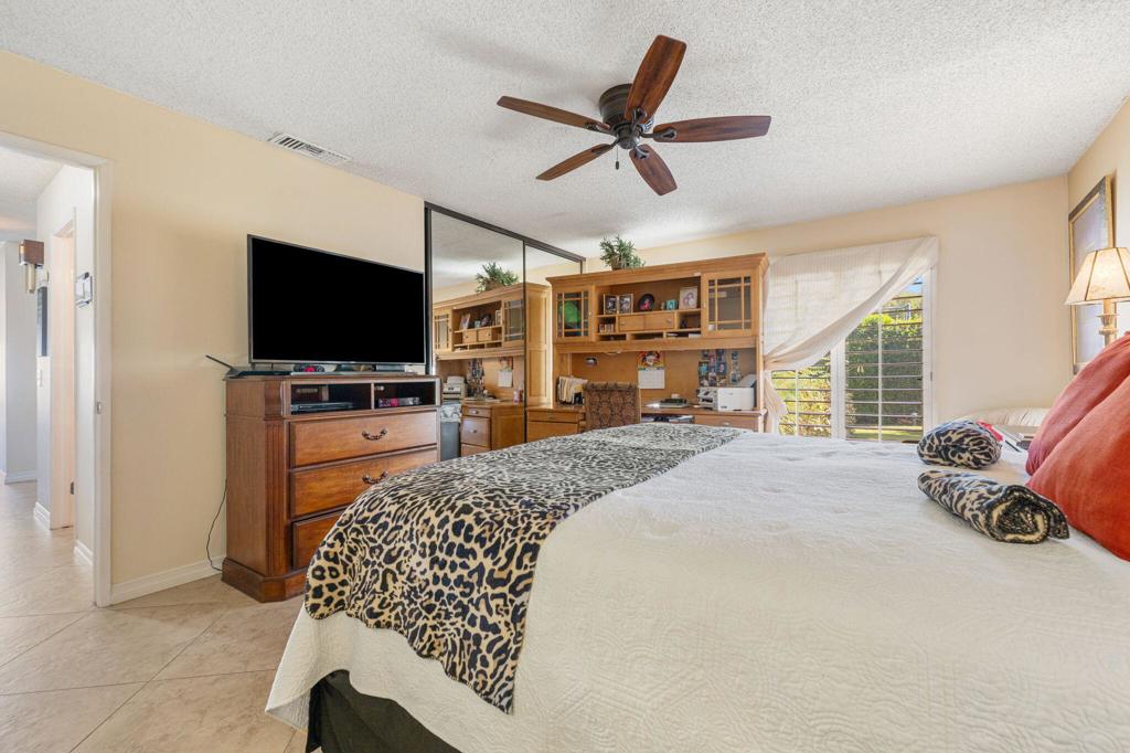 Santa Rosa Cove Coun - Residential