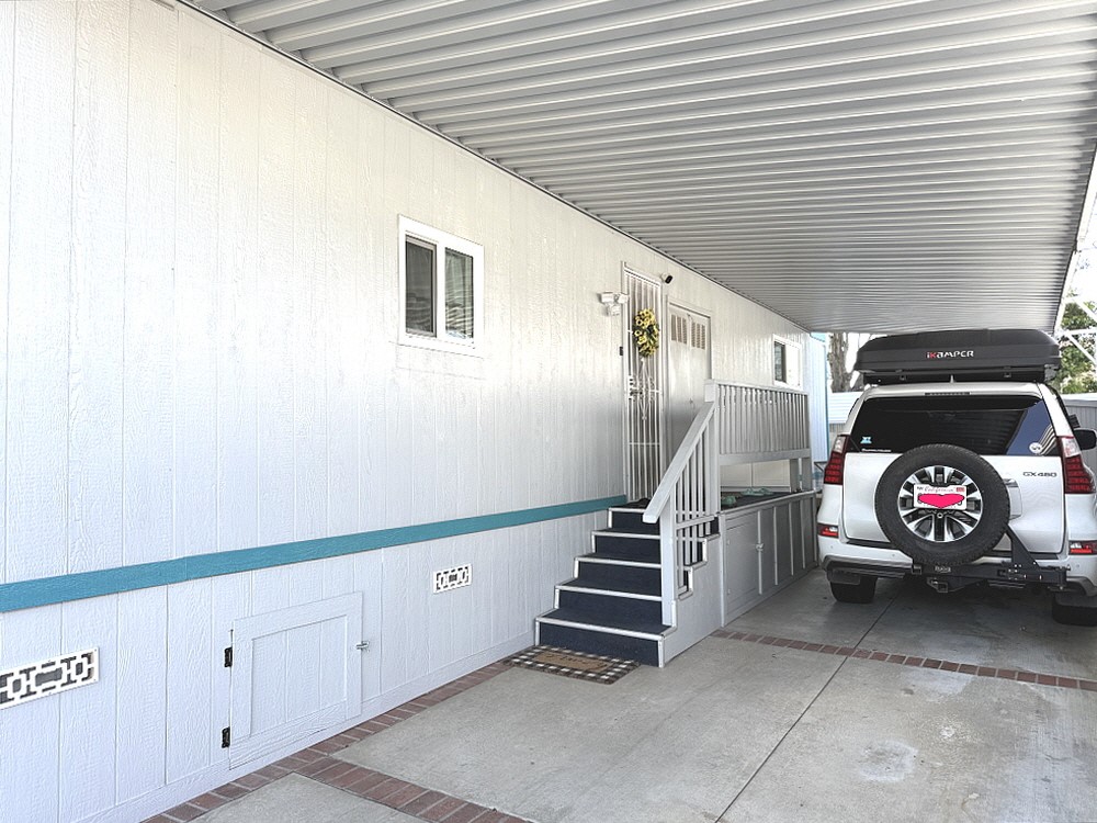 1001 W Lambert Road 55