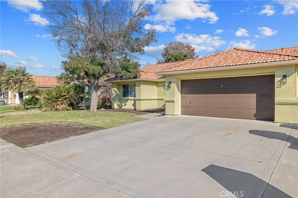 Photo of 2411 Cottonwood Drive, Hanford, CA 93230 (MLS # FR25249414)