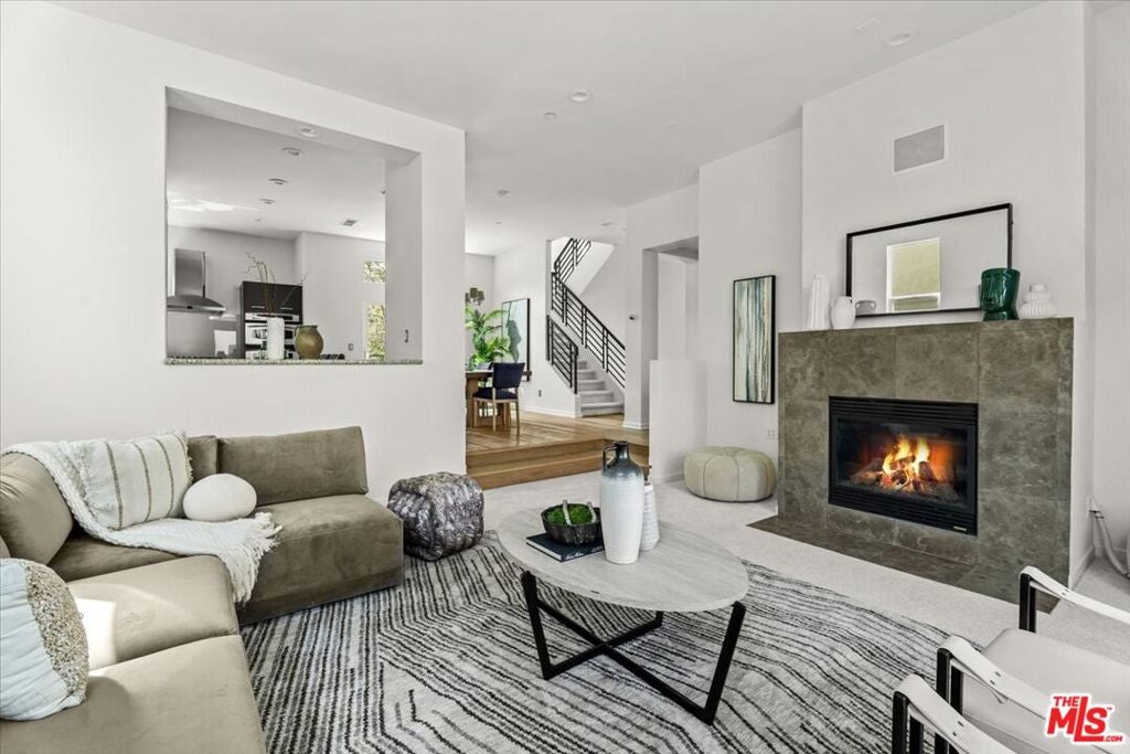 13027 Bluff Creek Drive, Playa Vista CA 90094