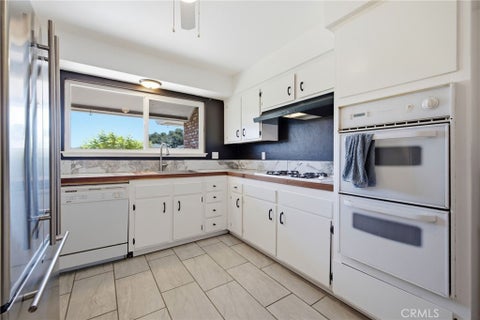 Tiny photo for 334 Margarita Avenue, San Luis Obispo, CA 93401 (MLS # SC26158153)