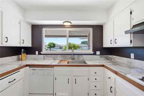 Tiny photo for 334 Margarita Avenue, San Luis Obispo, CA 93401 (MLS # SC26158153)
