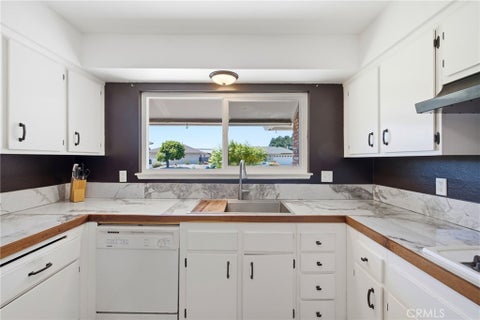 Tiny photo for 334 Margarita Avenue, San Luis Obispo, CA 93401 (MLS # SC26158153)