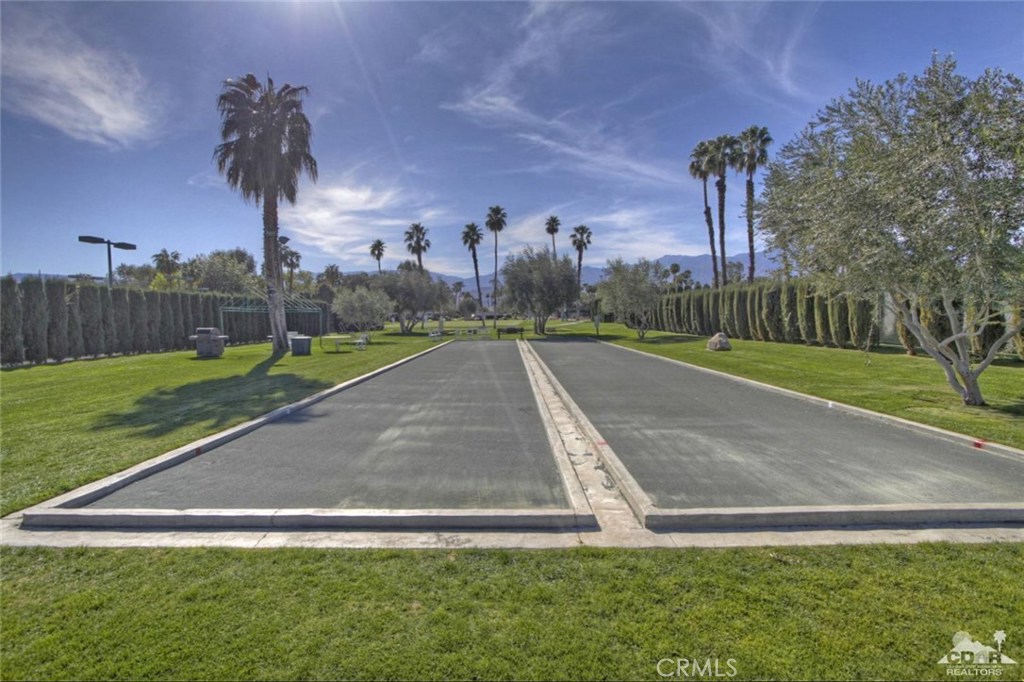 Mission Hills East - Residential